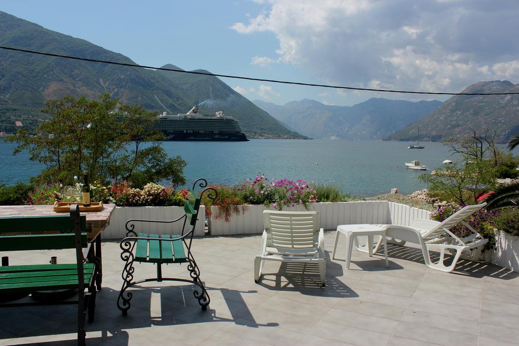 Accommodation Tomcuk Cattaro Esterno foto