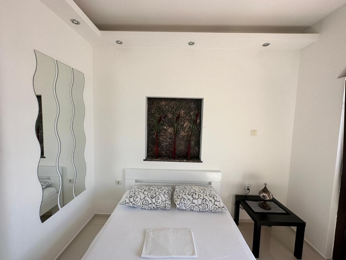 Accommodation Tomcuk Cattaro Esterno foto