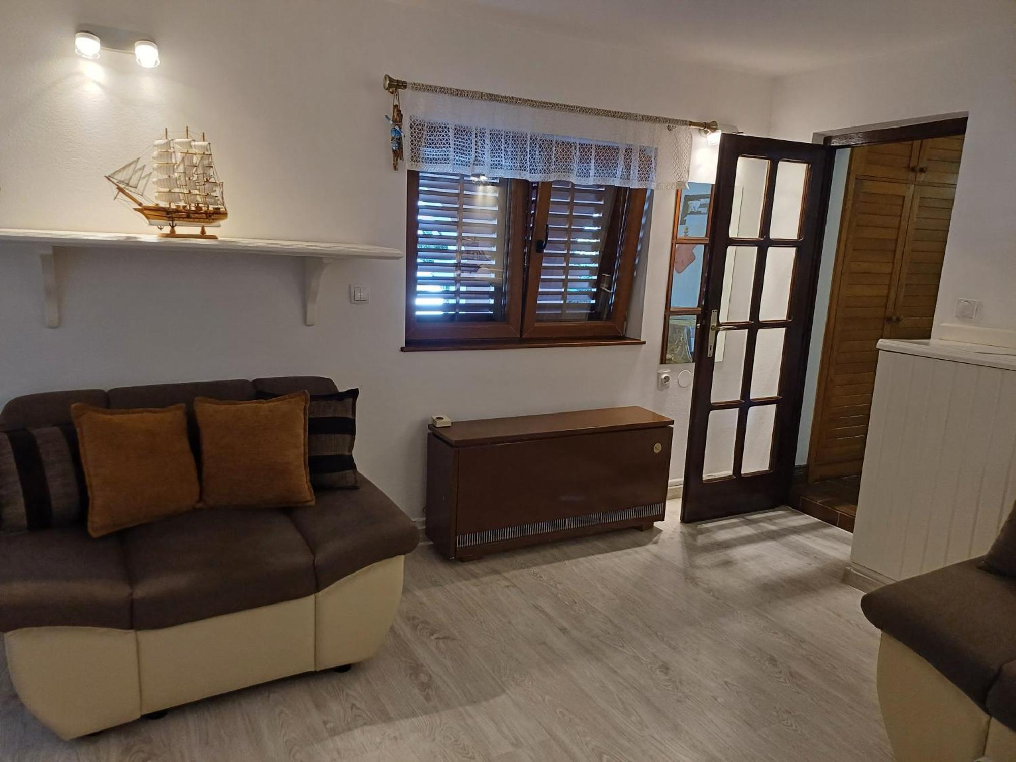 Accommodation Tomcuk Cattaro Esterno foto